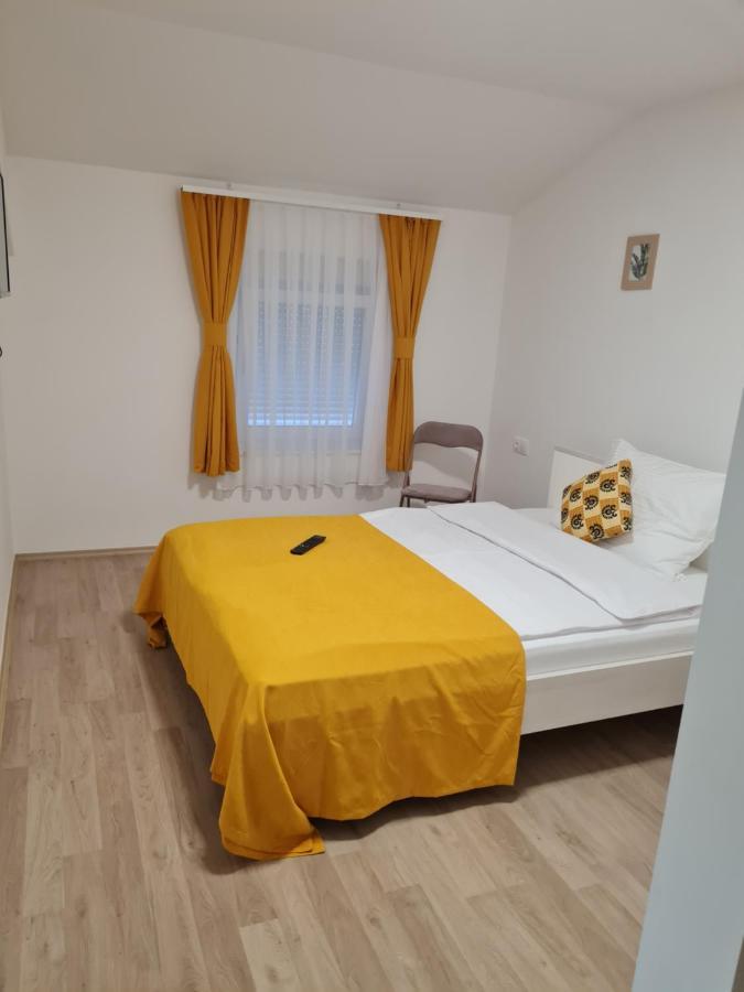 Restoran I Sobe Savic Bed and Breakfast Krnjak Εξωτερικό φωτογραφία