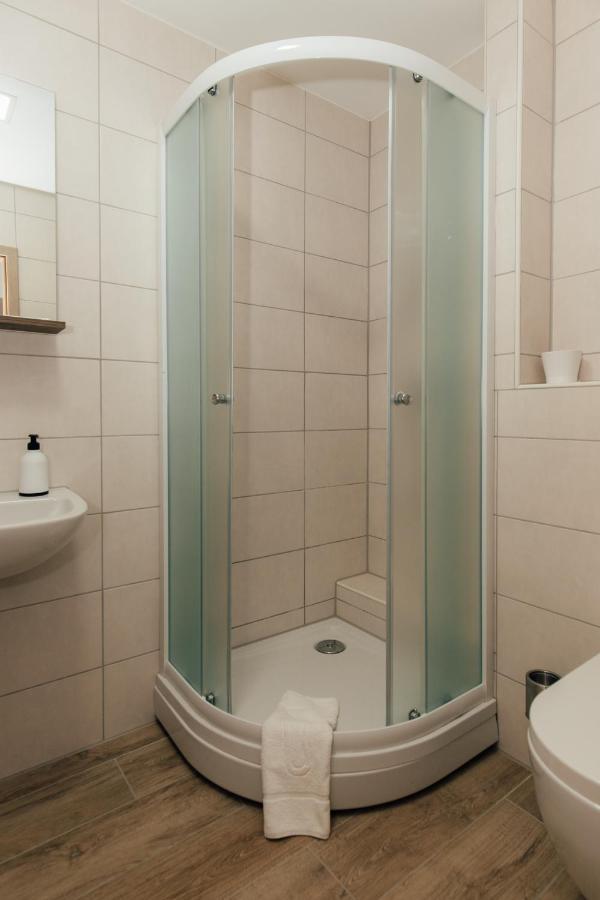 Restoran I Sobe Savic Bed and Breakfast Krnjak Εξωτερικό φωτογραφία