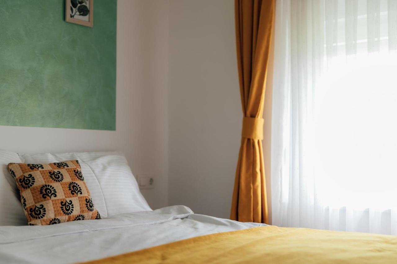 Restoran I Sobe Savic Bed and Breakfast Krnjak Εξωτερικό φωτογραφία